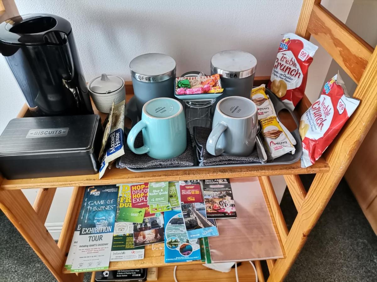 Bright And Cozy Room With Double Bed, Private Bathroom Not Ensuite, Breakfast To Go Dublin Eksteriør billede